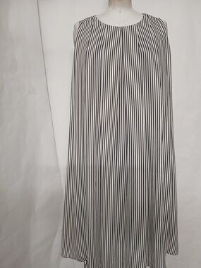 r.p.s Women's Black & White Vertical Stripe A-Line Midi  - Classic Stripe